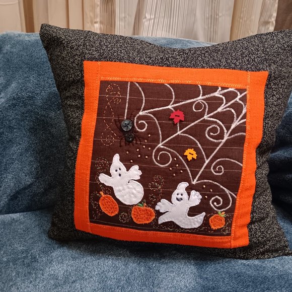 Handmade Halloween Ghost Punch Needle Pillow Cover: Orange  Halloween 2pc Square Pillow Case Ghost pumpkins embroidery appliques handmade